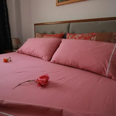 Grandma's Pensjonat 3*