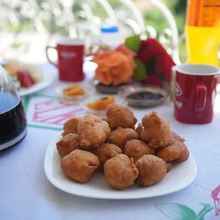 Grandma's Vendégház Gjirokastra