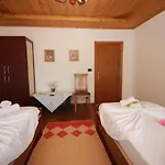 Πανσιόν Grandma's Αργυρόκαστρο