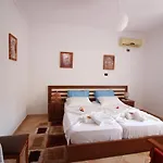 Πανσιόν Grandma's Αργυρόκαστρο