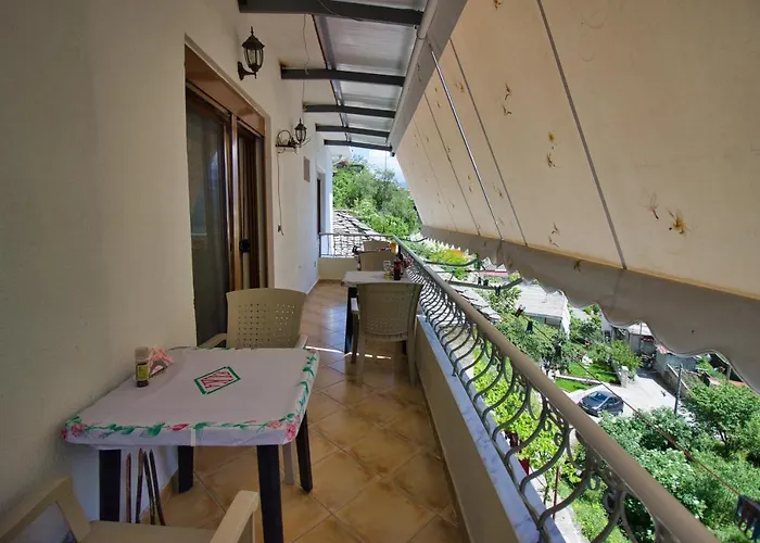 Grandma's Guest house Gjirokaster