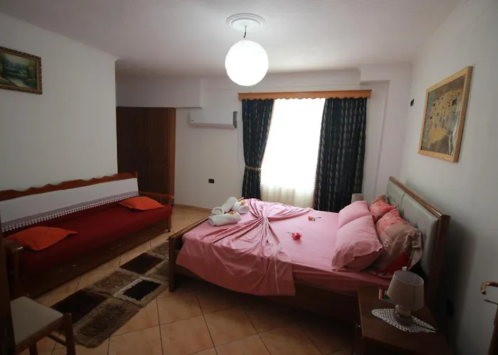 Grandma's 3* Gjirokaster